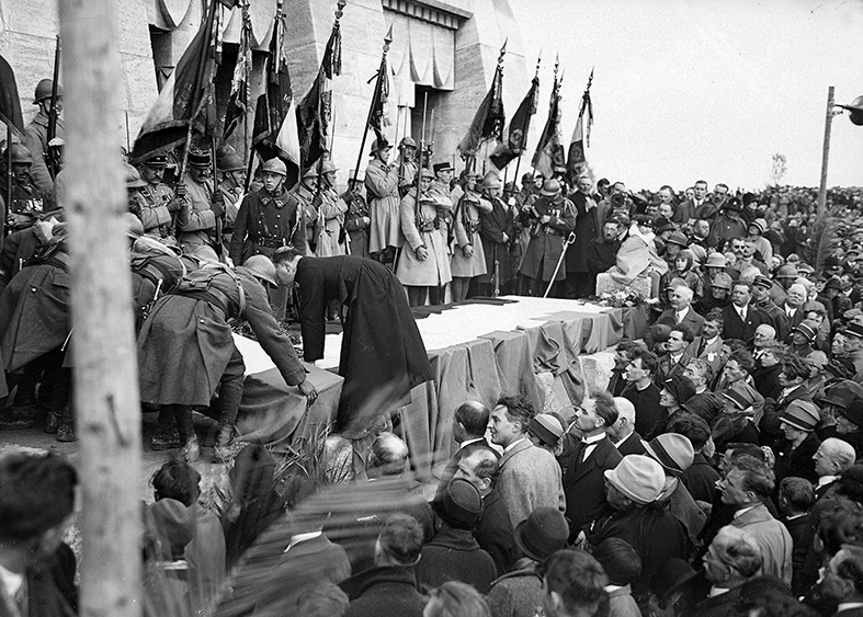 ceremony at the douaumont