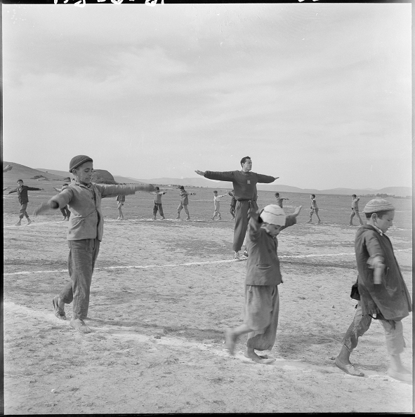 Ecole en plein air organisée par la section administrative spécialisée (SAS) de Boulet. (1958)