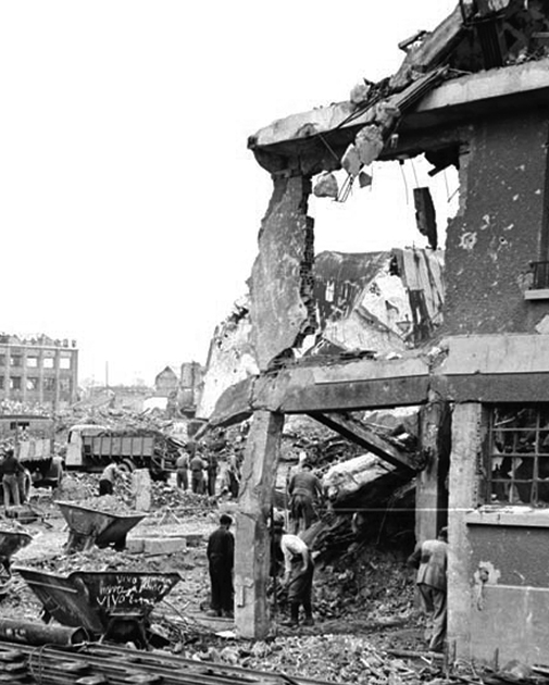 Caen 1945