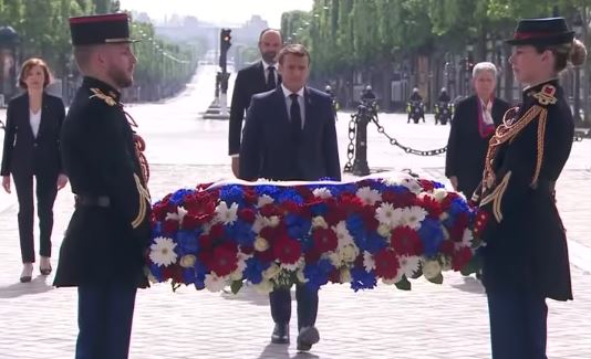 Capture-video-ceremonie-8-mai-2020-Elysee