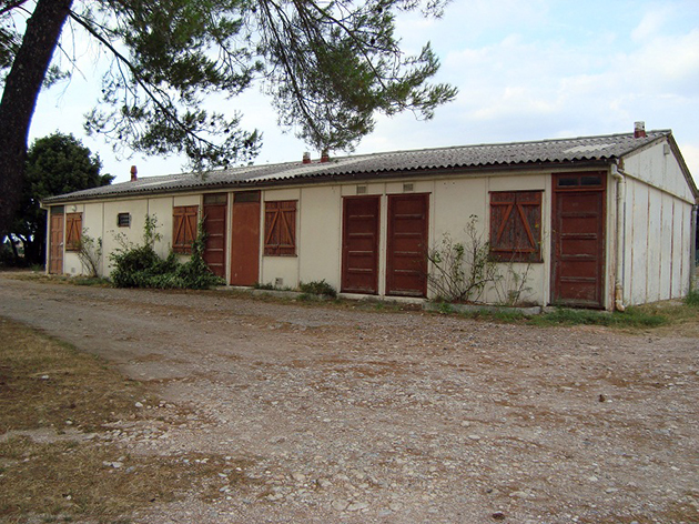 hameau forestage Montmeyan