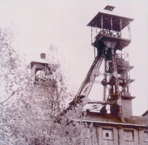 Le puits Dahoney, concession de Dourges. © R. Nury/Musée de la Résistance nationale, Champigny.