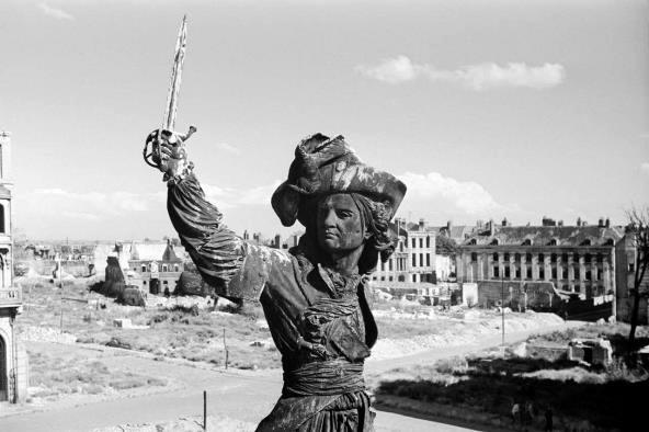 Dunkerque, 20 juillet 1945.