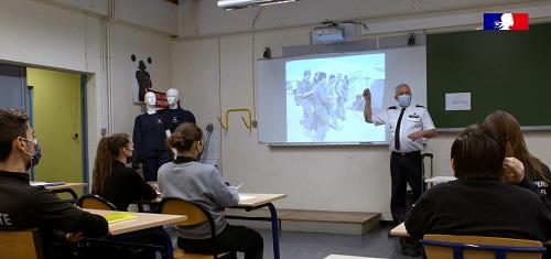 L'enseignement de défense dans les nouveaux programmes du lycée L'enseignement de défense dans les nouveaux programmes du lycée