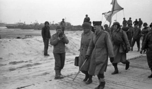 Débarquement en Normandie de la 2e division blindée, commandée par le général de division Philippe Leclerc de Hauteclocque