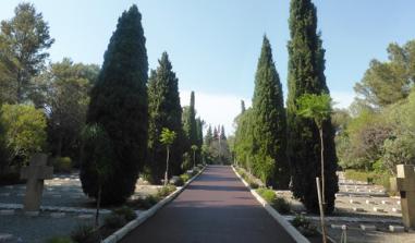 Der Staatliche Soldatenfriedhof von Boulouris