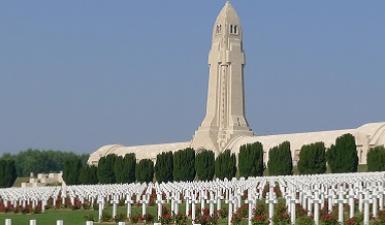 Die nationale Nekropole und das Beinhaus von Douaumont 