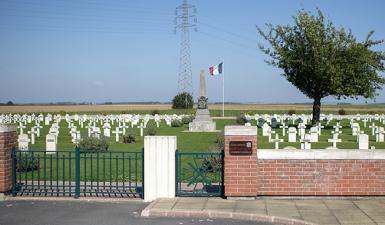La nécropole nationale de Villers-Carbonnel