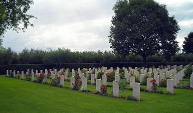 Cimetière militaire canadien de la Moro