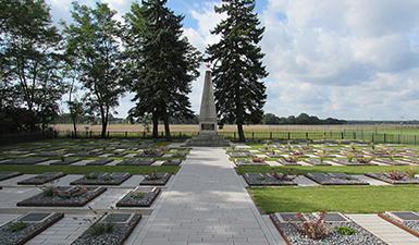 Cimetière militaire soviétique de Brielow