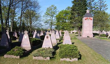 Tombes soviétiques d'Elsterwerda