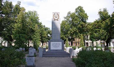 Cimetière militaire soviétique de Finsterwalde