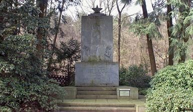 Cimetière soviétique de Duloh (Stalag VI-A)