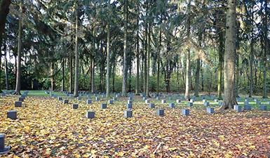 Tombes soviétiques du cimetière St-Hedwig-St-Pius