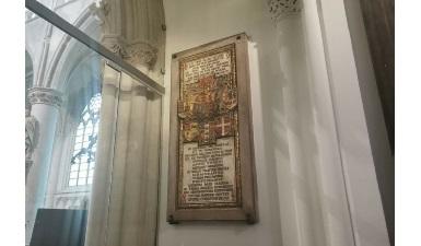 Plaque aux soldats du Commonwealth de la cathédrale Saint-Rombaut