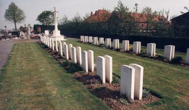 Carré militaire du Commonwealth du cimetière communal de Bas-Warneton