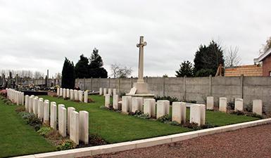 Carré militaire du Commonwealth du cimetière communal de Comines