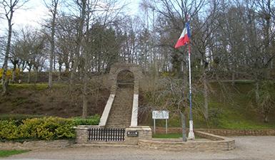 Cimetière militaire français d'Ethe Laclaireau