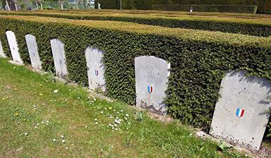 Sépultures militaires françaises du cimetière d'Ixelles