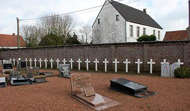 Sépultures militaires françaises du cimetière d'Olsène