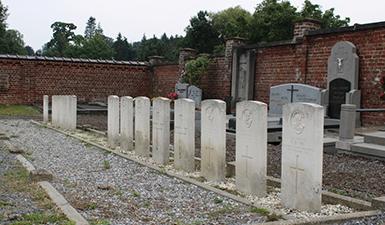 Sépultures militaires du Commonwealth cimetière communal d'Orcq