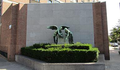 Mémorial à Edith Cavell et Marie Depage