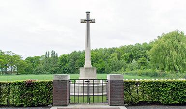 Cimetière militaire du Commonwealth d'Underhill Farm