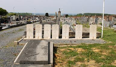 Sépultures militaires du Commonwealth du cimetière communal de Wiheries