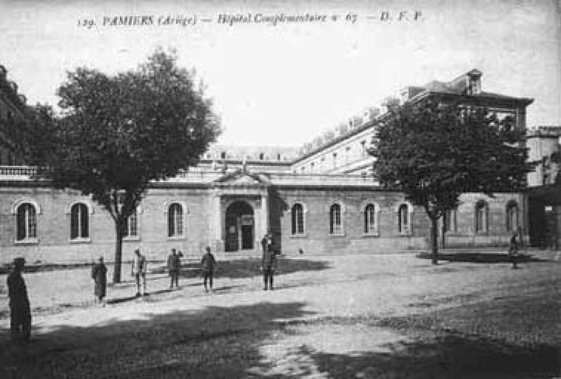 Hôpital du début du XXe siècle à Pamiers Hôpital du début du XXe siècle à Pamiers