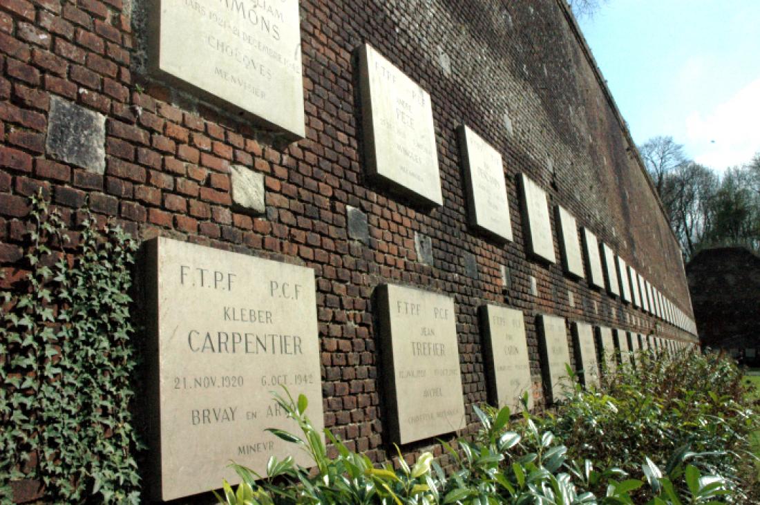 Mur des fusillés, Arras.  