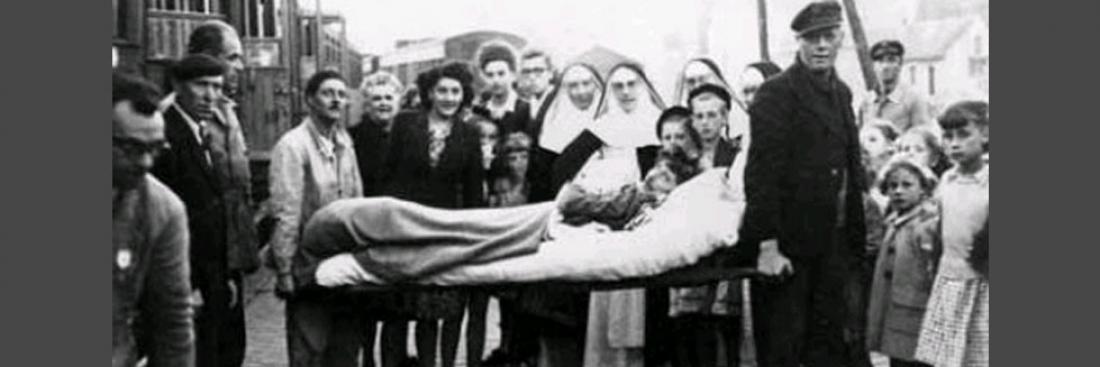 The people of Saint-Polois were unable to return home until the end of April 1945. The people of Saint-Polois were unable to return home until the end of April 1945.