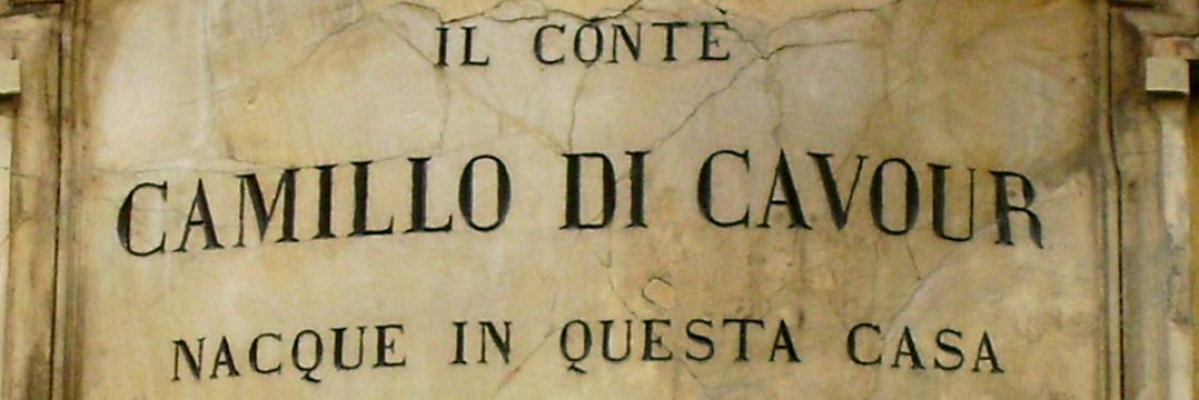 Plaque sur le palais de la famille Cavour à Turin (Italie)