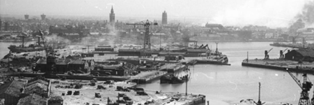 The port of Dunkirk in May 1940.