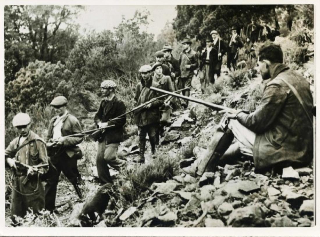 Un groupe de maquisards de la région de Sartene lors de la libération de la Corse en 1943 Un groupe de maquisards de la région de Sartene lors de la libération de la Corse en 1943