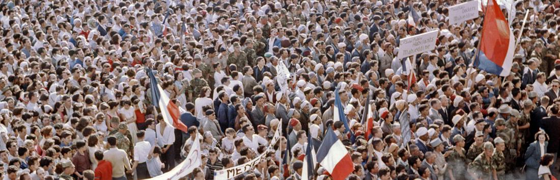 Accueil triomphal de Jacques Soustelle à Alger. Mai 1958. ©SCA - Ecpad