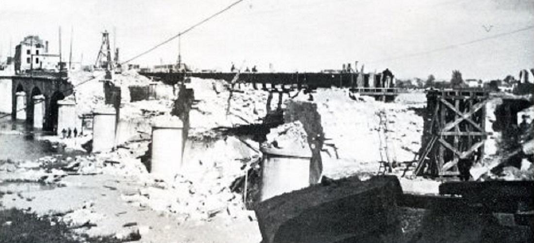 Die Brücke Pont Napoléon (oder Pont des Sept Voies), wo Leutnant de Buffévent kämpfte.