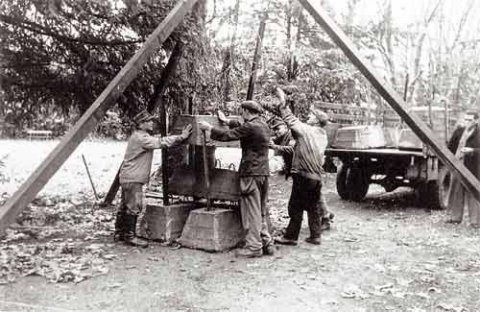 Le déminage de la France après 1945. Articles_4leadtombeaux_0